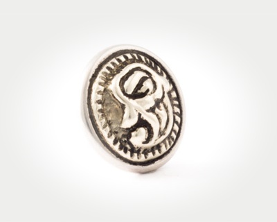 Chunk Victorian Button - paisley