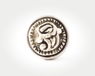 Chunk Victorian Button - paisley