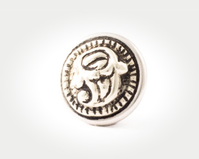 Chunk Victorian Button - paisley