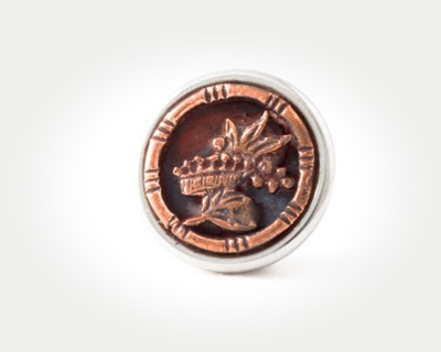 Chunk Victorian Button - victoria